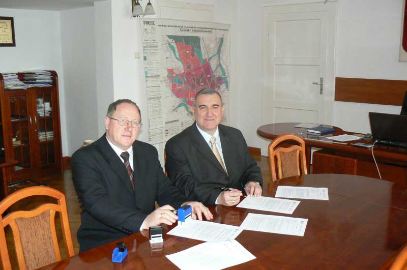 Umowa na pierwsze prace w TSI podpisana!