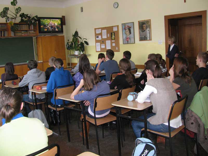 Dodatkowe pieniądze, dodatkowe zajęcia w liceum