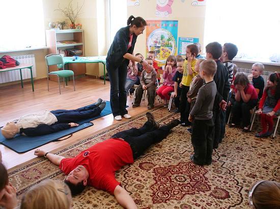 By umieć nieść pomoc od najmłodszych lat