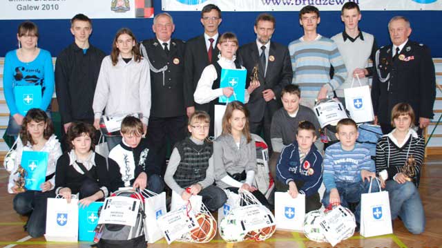 Młodzież zapobiega pożarom