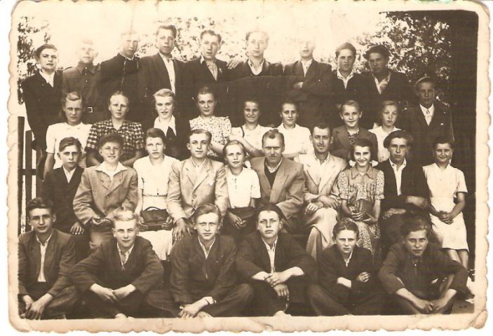 Absolwenci i nauczyciele szkoły w Tokarach proszeni o pomoc!