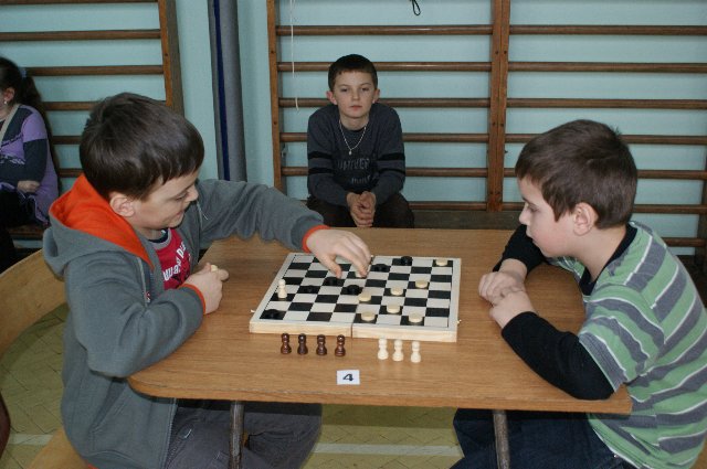 Szachowe i warcabowe zmagania w Malanowie