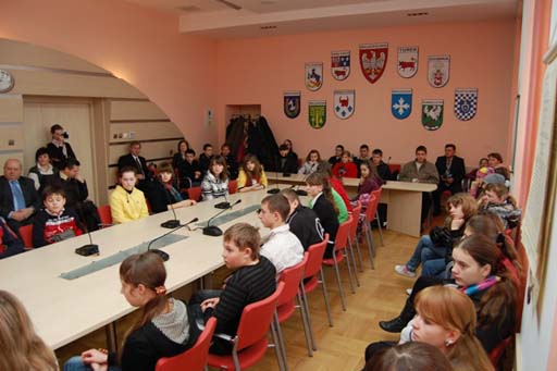 Młodzież z Tulczyna z wizytą w starostwie