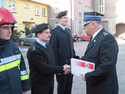 Nieprzeciętni strażacy wyróżnieni