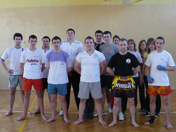 Kampania Muay Thai Przeciw Narkotykom