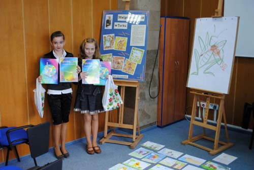 Sukces Paulinek w konkursie plastycznym