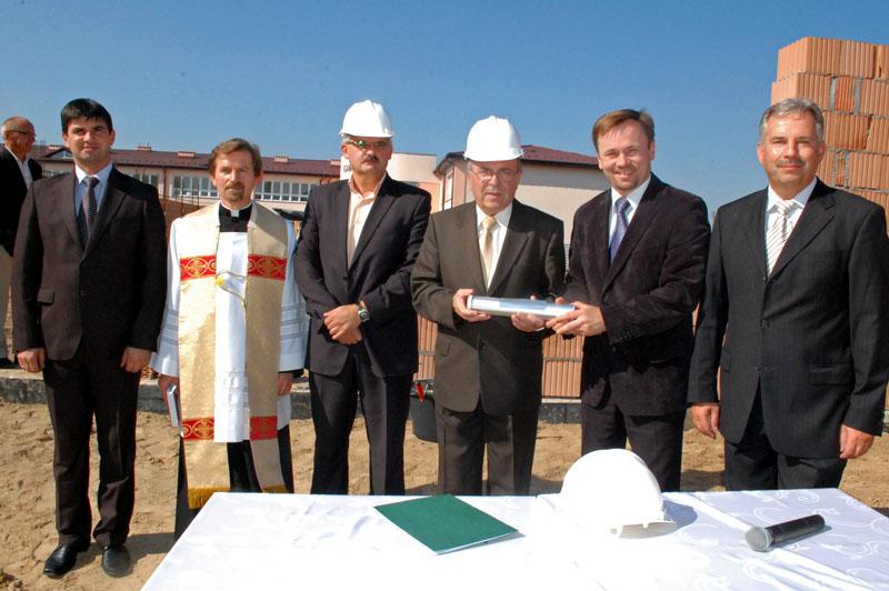 Słodków: Akt erekcyjny wmurowany