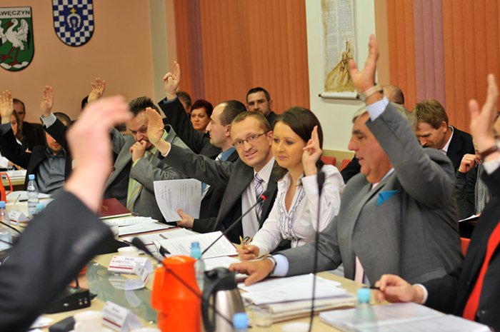 Miasto wesprze PKS, diety radnych wzrosną