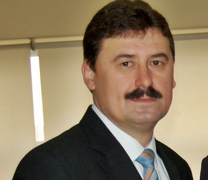 Czy starosta Młynarczyk ustawił konkurs?/Ryszard Bartosik