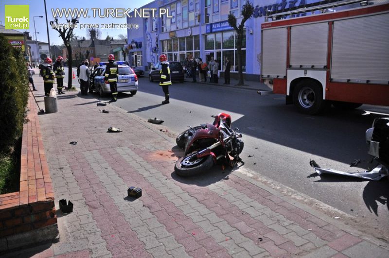 Wypadek na ul. Żeromskiego: motocyklista w szpitalu