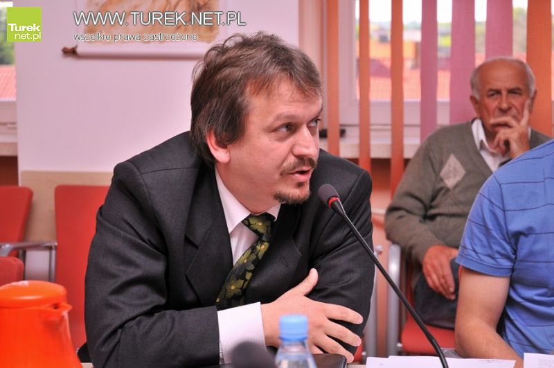 Zafundowali rodzicom podwyżki - Radny Tomasz Kwiaśny