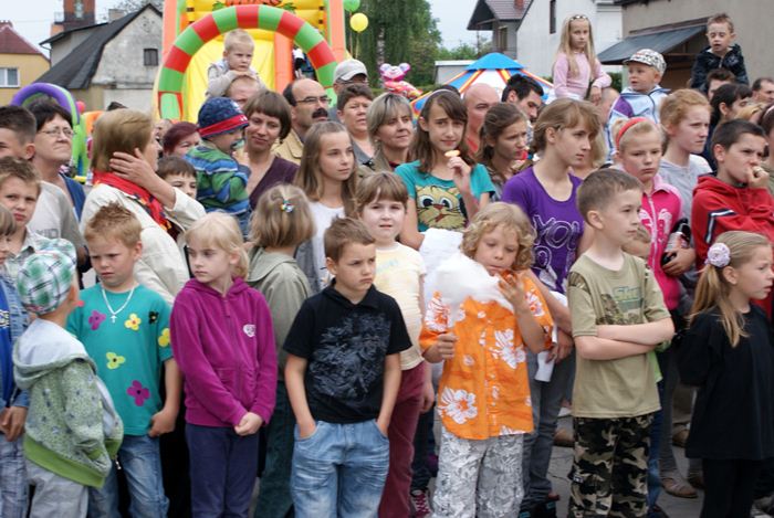 Władysławów: Cyrkuśnie, śpiewnie i kolorowo