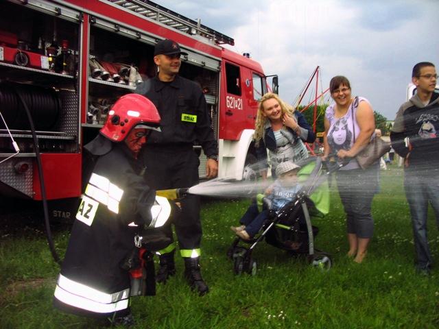 Strażacy dzieciom