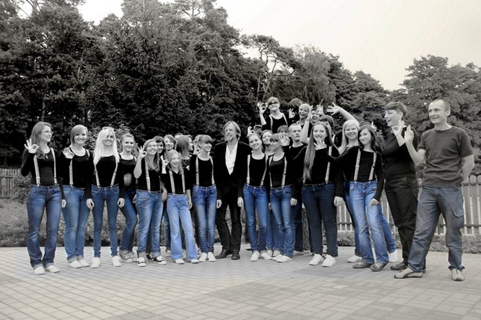 Jan A.P. Kaczmarek w odwiedzinach u chóru Viribus Unitis