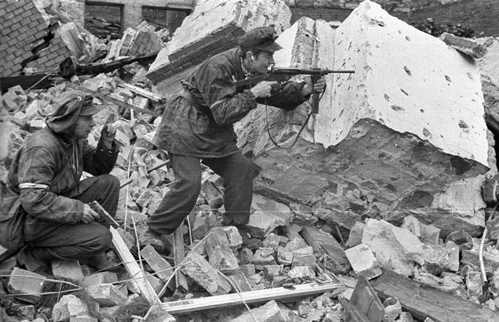 Turek upamiętni bolesne rocznice - Źródło: www.wikipedia.org / Wiesław Chrzanowski