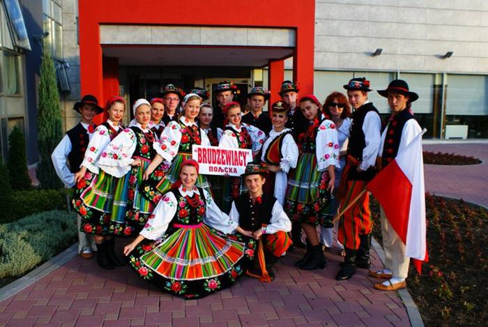 Brudzew: Na ludową nutę w Bośni i Serbii - Źródło: www.brudzew.pl