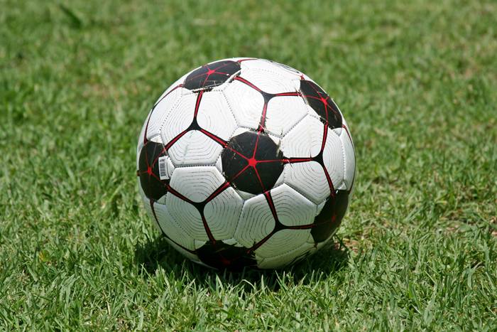 Klasa Okręgowa: Powiatowe derby dla Znicza - Źródło: sxc.hu / Gino Rodrigo