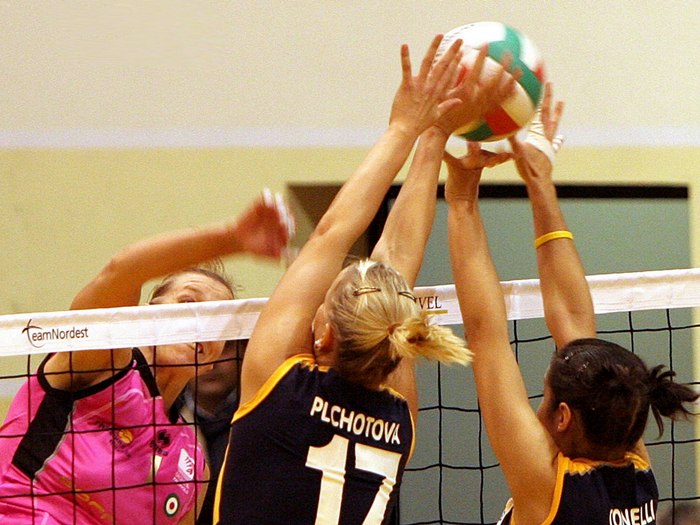 MKS MOS Turek vs.UKS ZSMS Poznań - Źródło: sxc.hu 