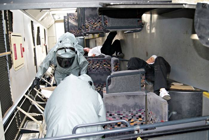 Strażacy kontra skażenie chemiczne - Źródło: www.konin.psp.wlkp.pl / fot. st.kpt.A.Lewandowski