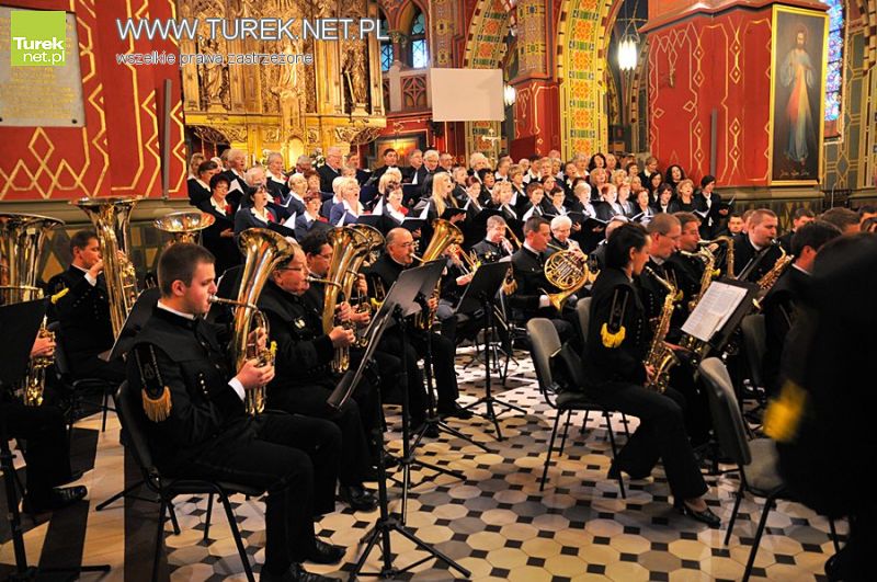 Muzyczna uczta w kościele NSPJ