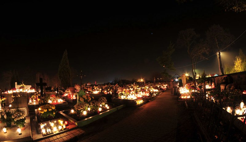 Słowa dla Wszystkich Świętych / Andrzej Burszewski