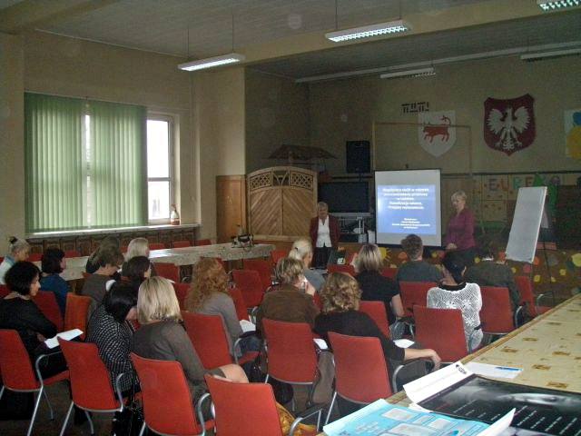 Współpraca służb w zakresie przeciwdziałania przemocy w rodzinie - szkolenie - Źródło: www.mops.turek.pl