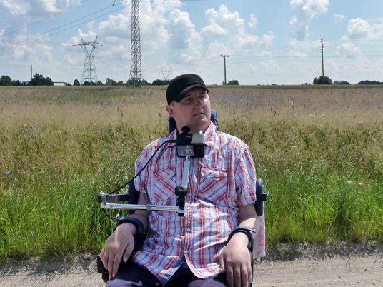 Wózek  na emeryturze/Dorzuć się na nowy wózek! - Źródło: mariuszharasny.pl