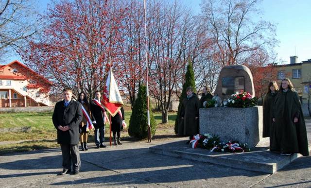 Malanów: Obchody Święta Niepodległości - Źródło: www.malanow.pl