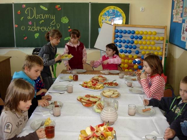 Brudzew: Pamiętają o odżywianiu - Źródło: www.brudzew.pl