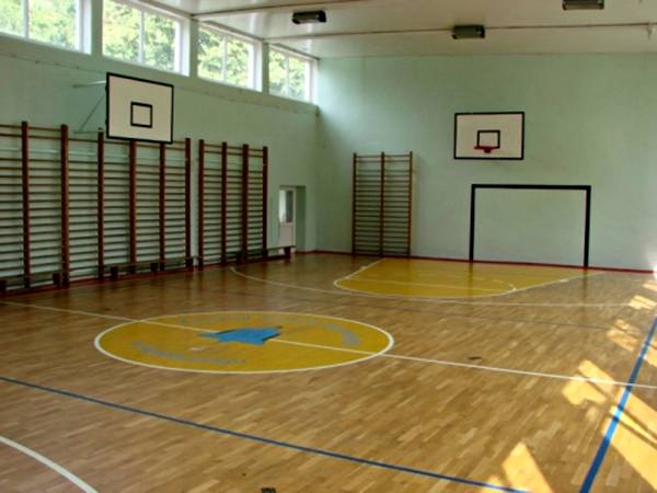 Malanów: Sala czeka na chętnych - Źródło: www.malanow.pl