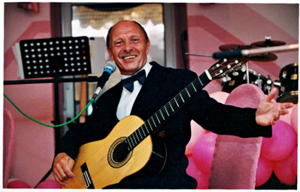 Komu bilet na Aloszę? - Źródło: alosza.gog.pl