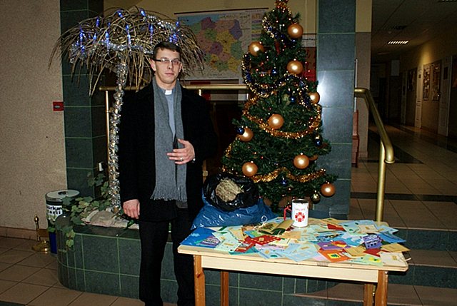 Szkolne Koło Caritas dla potrzebujących