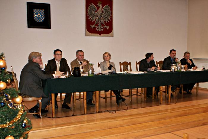 Władysławów: Ile dać sołtysowi?