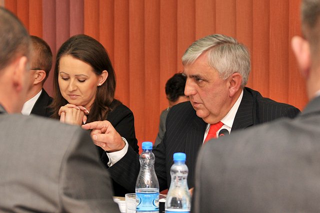 Miasto z budżetem. Budżet z deficytem