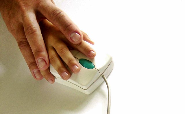 Pokolenie ery cyfrowej w szkole - Źródło: sxc.hu / tuco egg