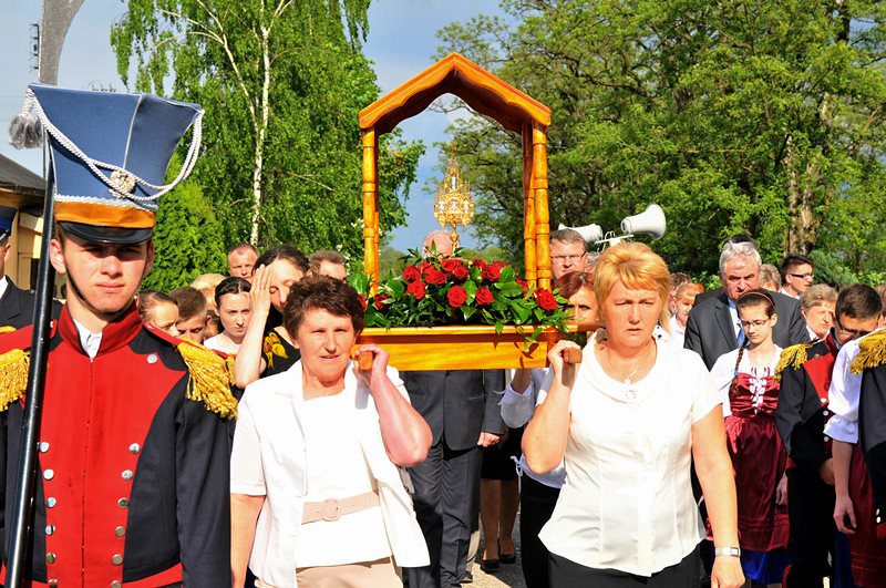 Galew: Sanktuarium z relikwiami św. Rity