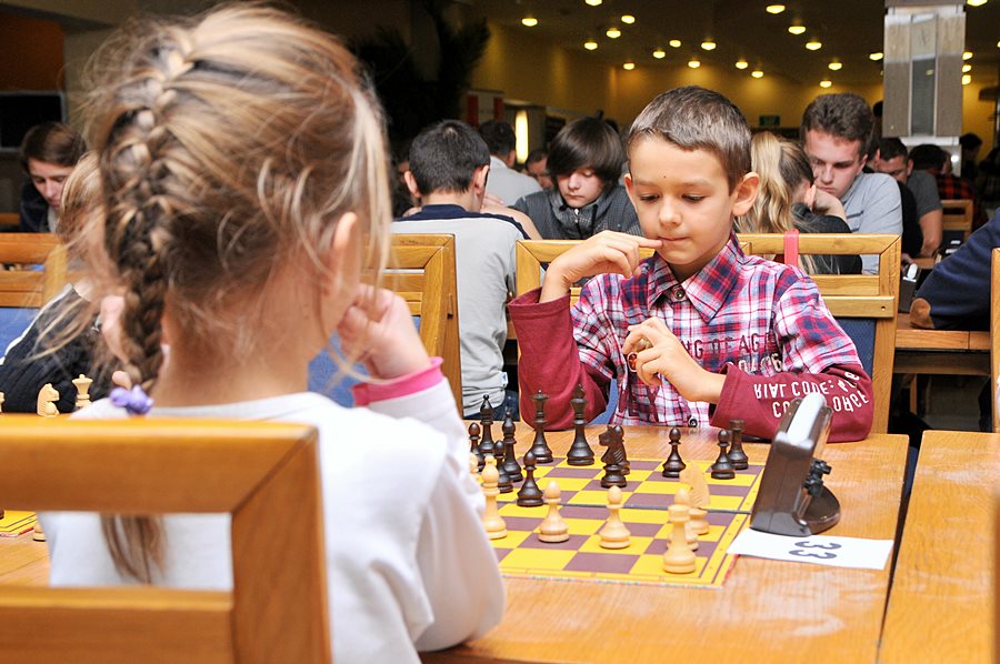 Sześć turniejów szachowych w jeden weekend - foto: M. Derucki