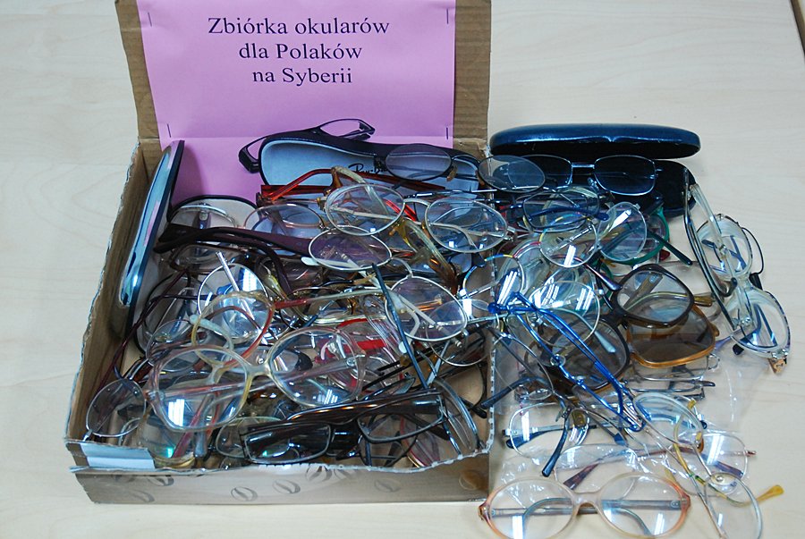 Dzięki Czytelnikom zebraliśmy 120 par okularów! - Foto: ma