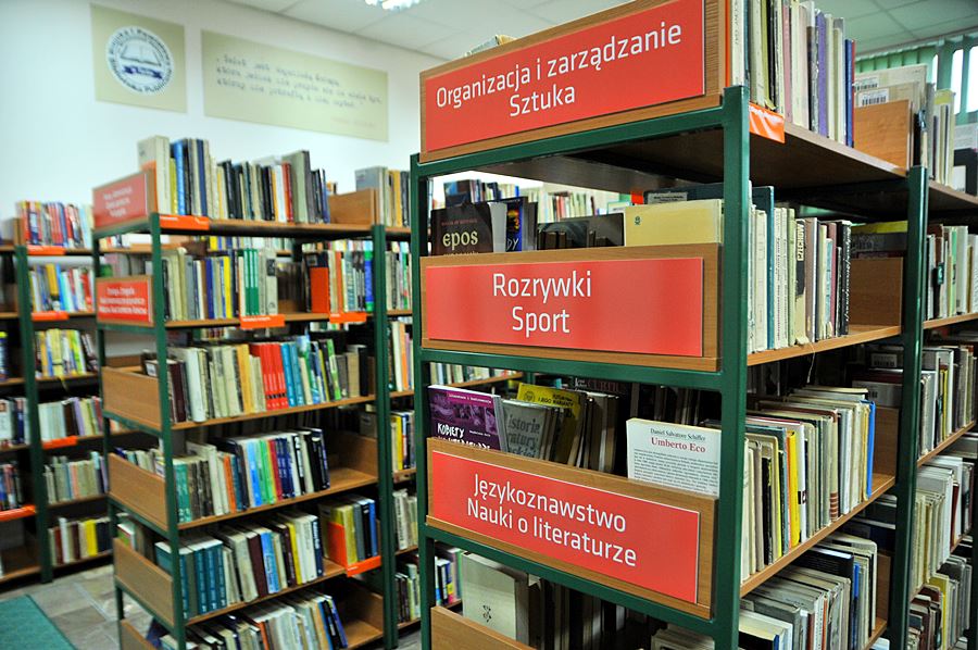 Biblioteka bez dotacji powiatowej. Co na to starosta? - foto: M. Derucki