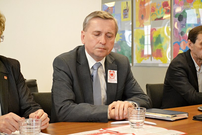 SLD apeluje, by na Siwca i Czarneckiego nie głosować - foto: A. Wszędybył