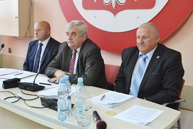 Radni przeciwni dopalaczom zaapelowali do Rządu i parlamentarzystów - foto: A. Wszędybył