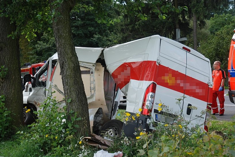 Poważny wypadek na drodze Turek-Konin w Kiszewach  - Foto: ma