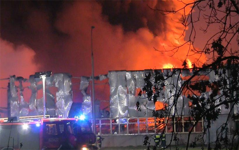 Wideo: Spłonęła hala produkcyjna w zakładach Mirandy w Turku