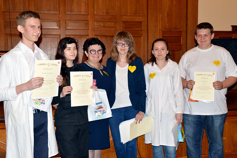 Młodzi pasjonaci chemii rywalizowali w wiedzowym konkursie