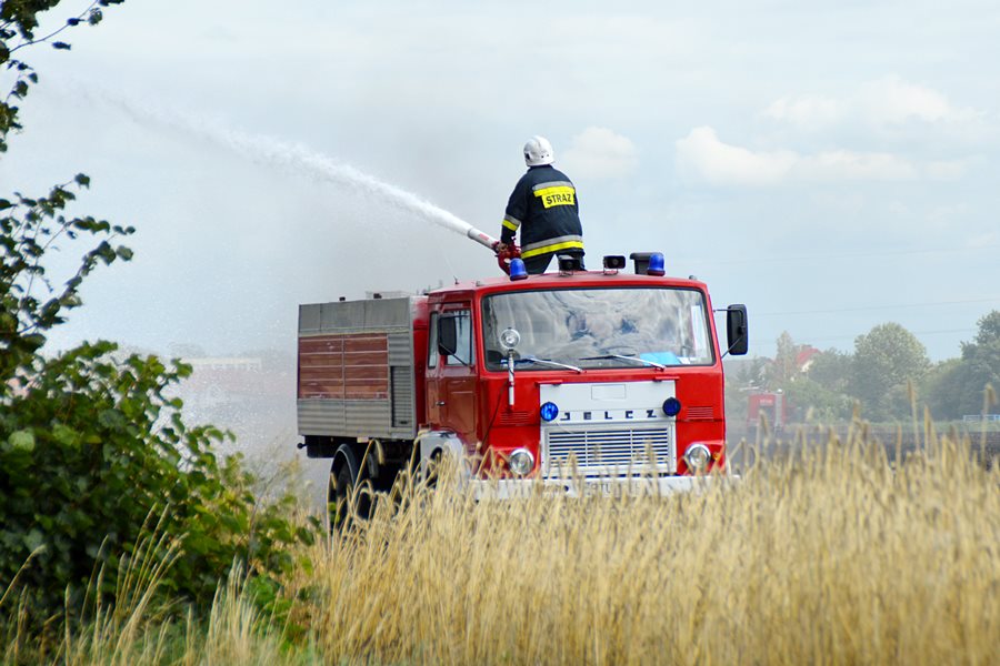 Wideo: Hektary zboża paliły się w Brudzyniu - foto: A. Wszędybył