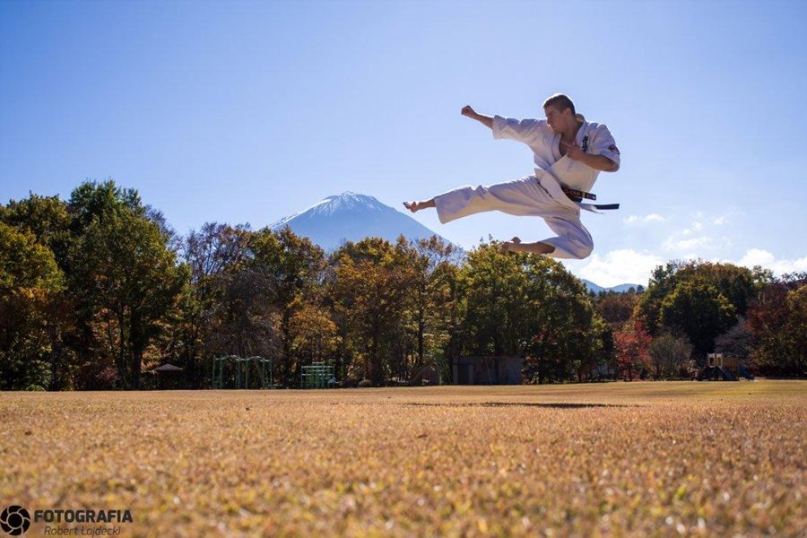 Karatecy zwiedzali Japonię i dopingowali zawodników z Polski