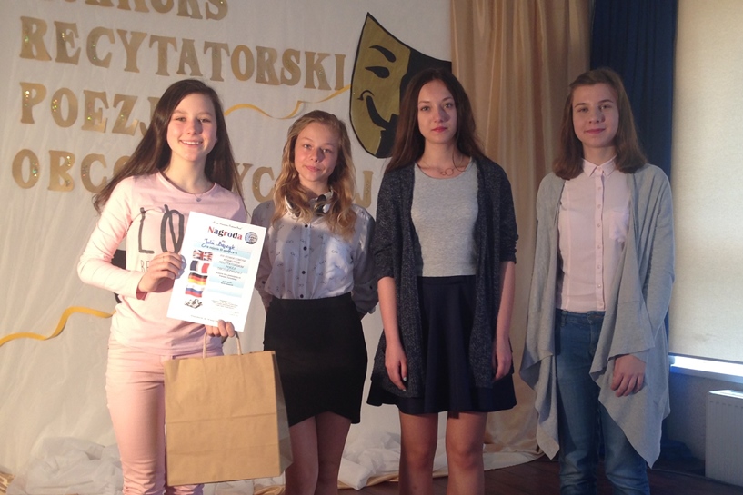 Drugie miejsce uczennicy Gimnazjum nr 1 w XIII Powiatowym Konkursie Poezji Obcojęzycznej