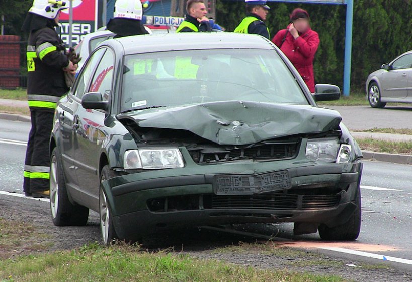 Wypadek z udziałem trzech aut na Konińskiej