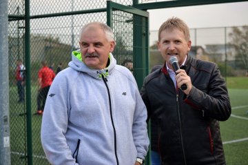 Zagrali dla Amelki w charytatywnym turnieju piłkarskim - Foto: G. Oblizajek