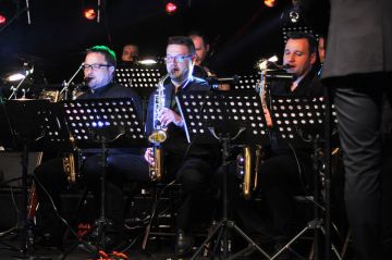 Krzysztof Cugowski & turkowski Big Band na Urodziny Miasta - foto: M. Derucki